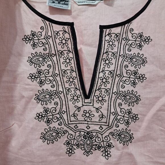 Richard Malcolm Irish Linen Embroidered Modest Top Size 10 Pink/Black NWT - Picture 15 of 15